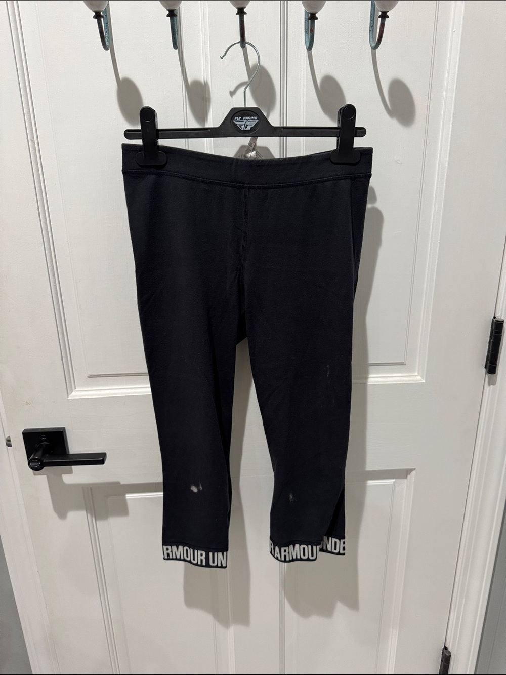 Under Armour Black Girls' Capri Logo Leggings